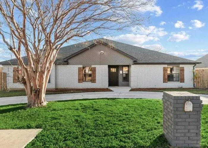 Fifa Retreat Sleeps 26 Stockyards Dfw Basecamp Ferienhaus Fort Worth
