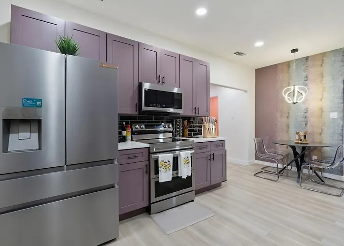 Fifa Retreat Sleeps 26 Stockyards Dfw Basecamp
