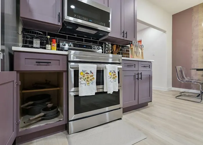 Ferienhaus Fifa Retreat Sleeps 26 Stockyards Dfw Basecamp Fort Worth